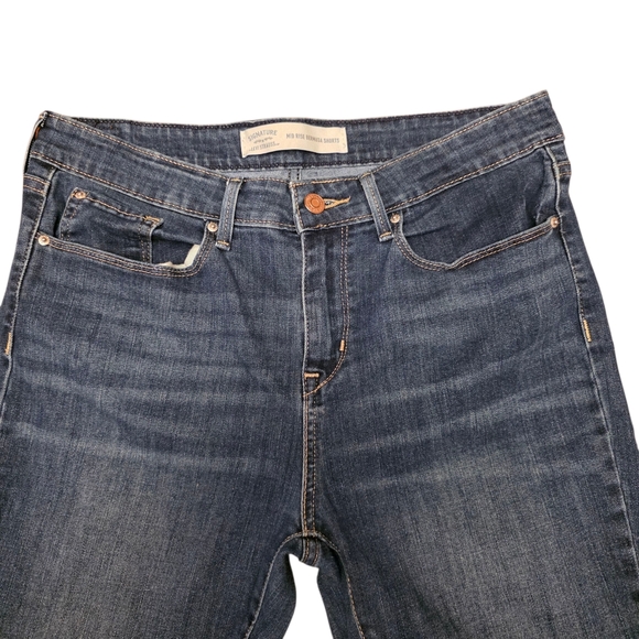 Levi Strauss Womens Midrise Bermuda Jean Shorts Size 10 - Picture 2 of 10